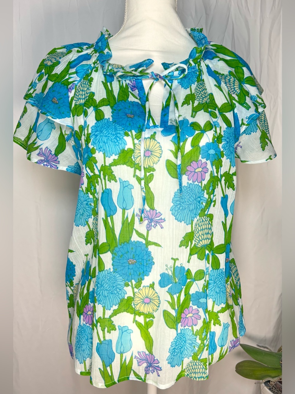 Olivia James The Label Astrid Top Green Blue Floral Ruffle V-Neck Blouse Small